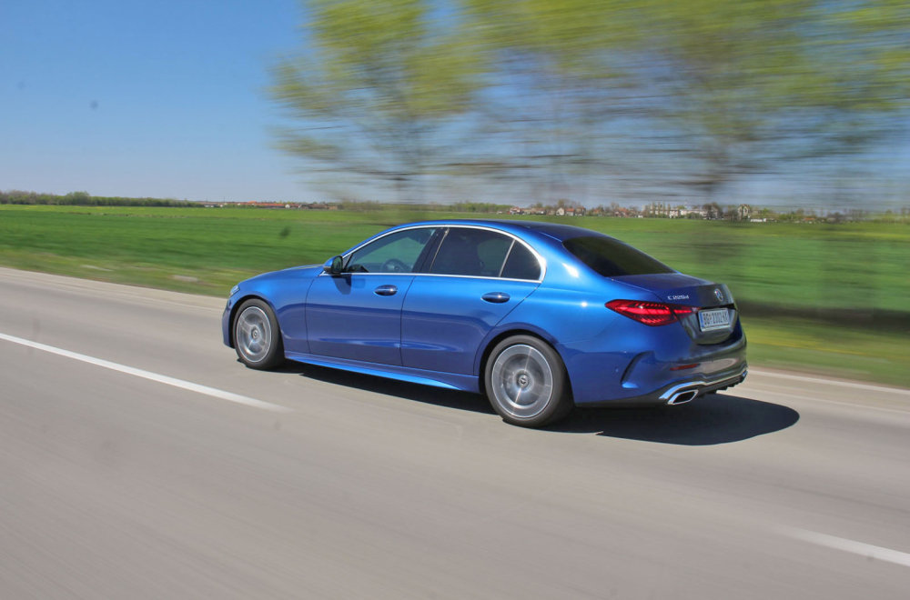 Test: Mercedes C 220d 4Matic – prestiž u kompakt izdanju