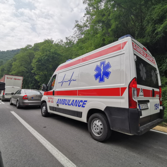 Tragedija kod Kragujevca: Beba preminula na putu do bolnice