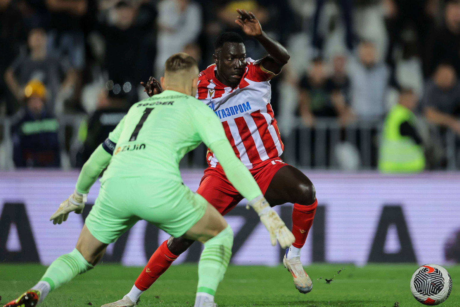 Zvezda na skeneru B92.sport: Dominantno