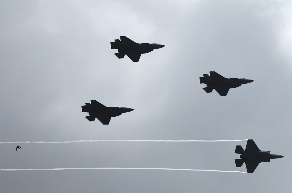 Ovo je novi kineski borbeni avion s tri motora i bez repa VIDEO