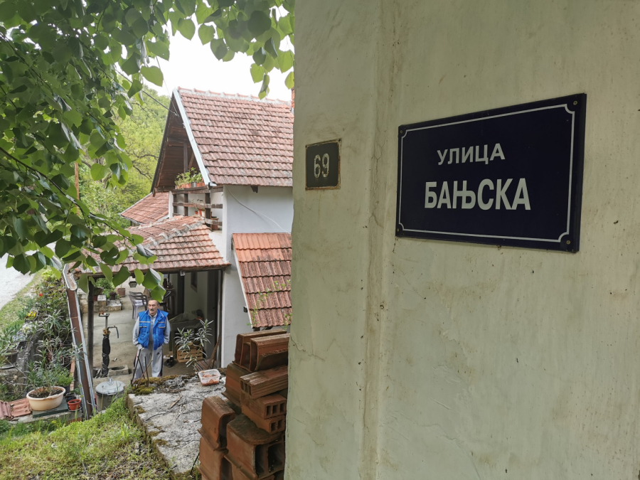 Propada čudesna banja između tri svetinje u srcu Šumadije: Mnogi su se ovde izlečili i ponovo prohodali FOTO