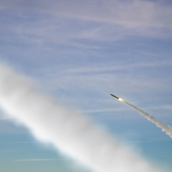 Spremaju se za rat; Raspoređuju se rakete, prave podzemna skloništa za preživljavanje?