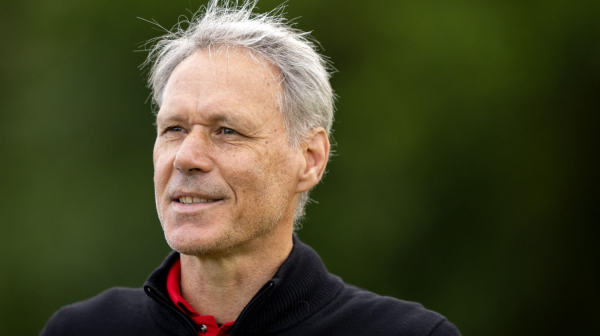 Van Basten: "Idiotski je to što radi Ten Hag"