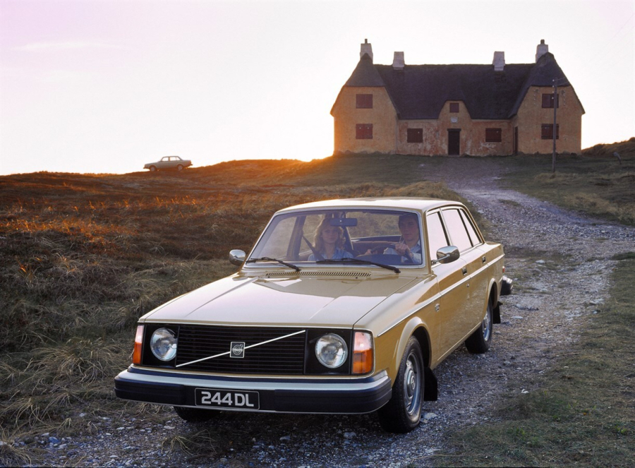 Jubilej vredan čestitki: Legendarni Volvo 200 proslavlja 50 godina FOTO