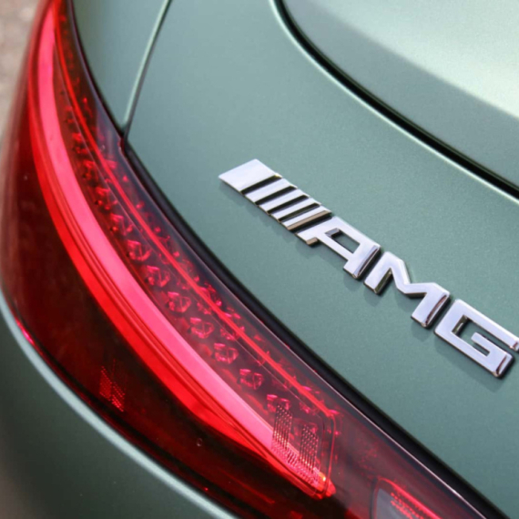 Šef AMG-a uveren da će kupci V8 preći na električne motore