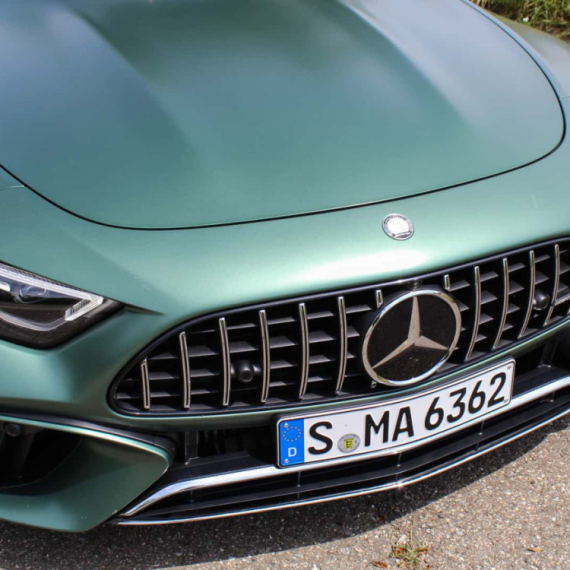 Loše vesti za giganta: Kina je Mercedesu "kamen u cipeli"