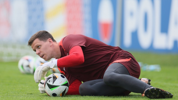 Ščesni i zvanično novi golman Barselone FOTO