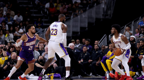 Istorija je ispisana – Lebron i Broni igrali zajedno VIDEO