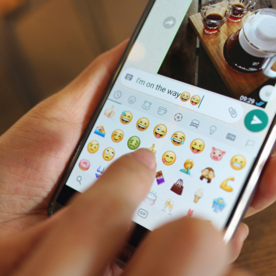 WhatsApp ima novu funkciju: Više vam ne treba Google Translate