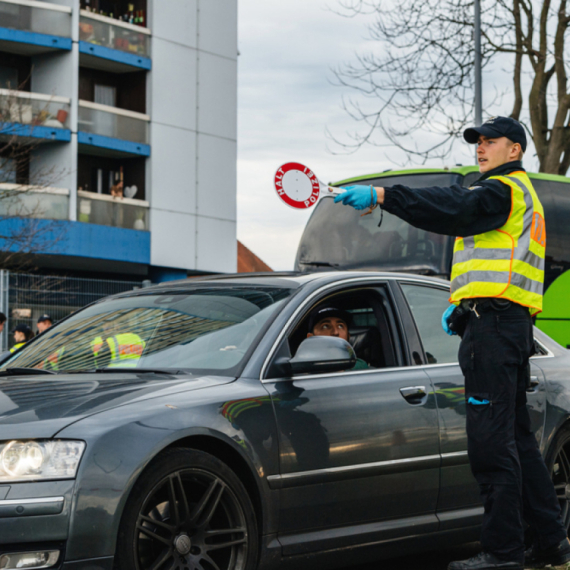 Niš: Policija 24 sata neprekidno meri brzinu, građani mogu da predlože lokacije