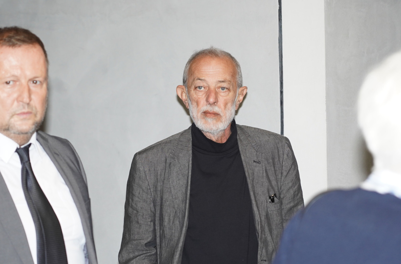 Sudski proces se obustavlja: Mika Aleksić preminuo, presuda nije doneta