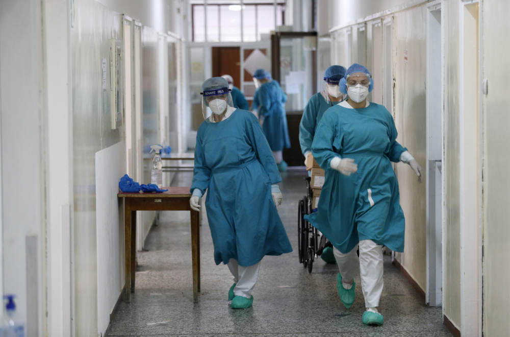 Četvorostruka epidemija: Drastičan skok broja hospitalizovanih
