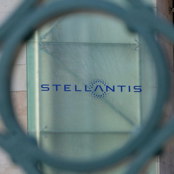 Stellantis smanjuje proizvodnju