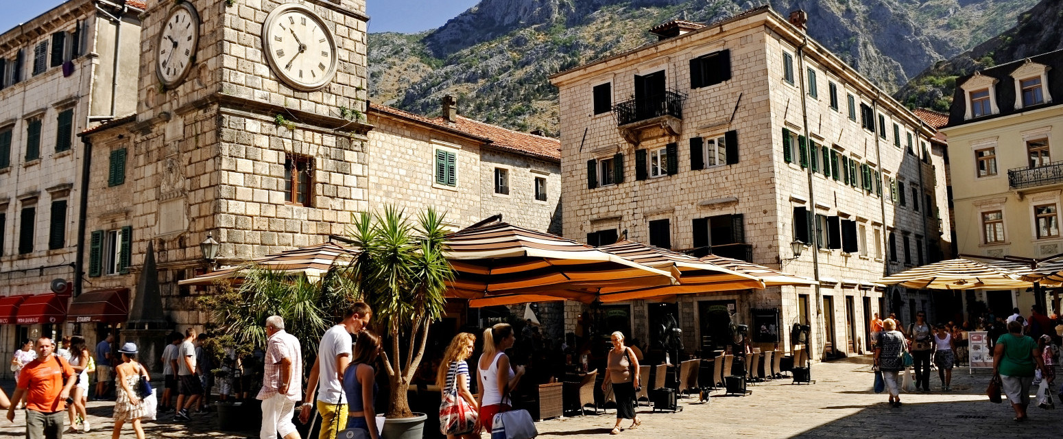 Srbi ponovo najbrojniji turisti u Crnoj Gori: Objavljeni podaci za jul