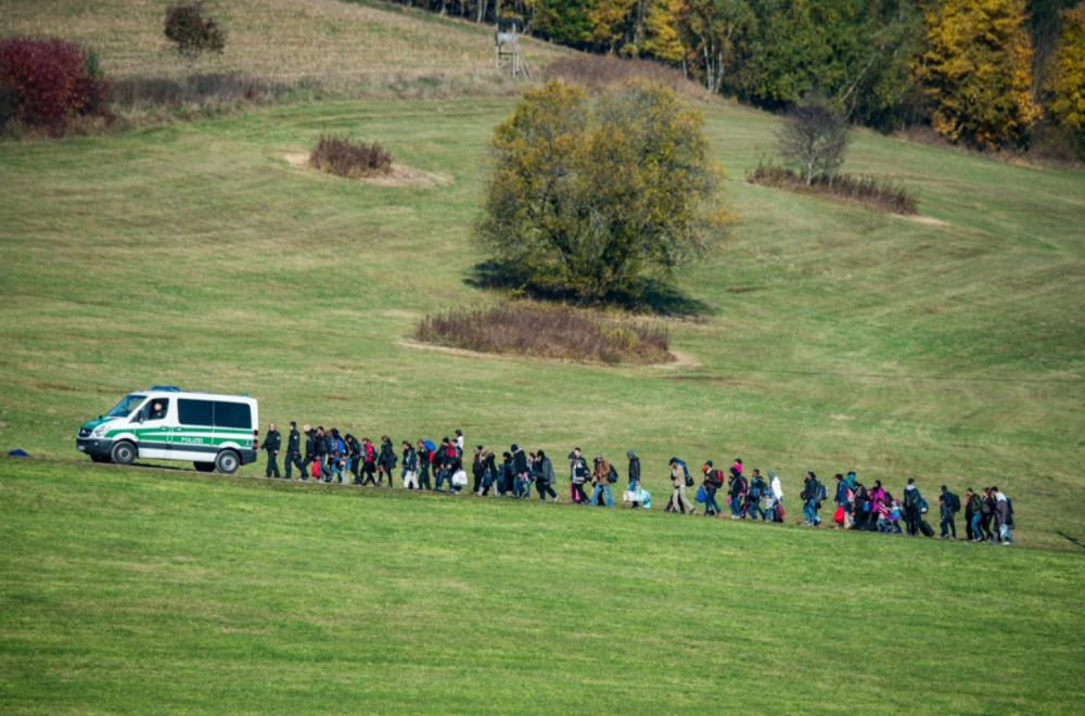 Ne vredi ni sporazum, ni akcije, ni ništa; Migranti nadiru ka Velikoj Britaniji