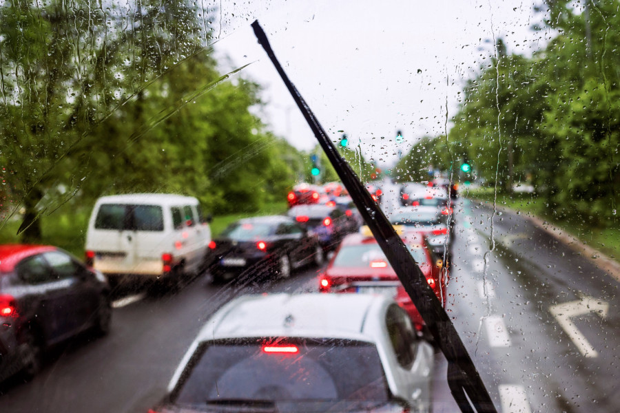 Saveti za vožnju automobila po kiši