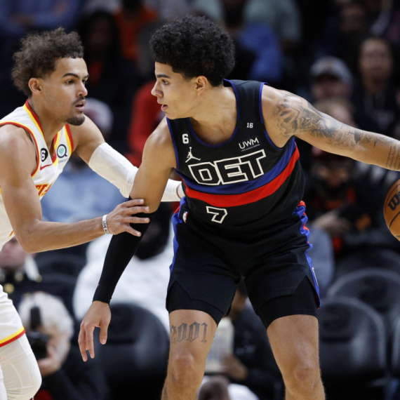 Zvezda, Real, Pariz, Asvel – Francuz može da bira