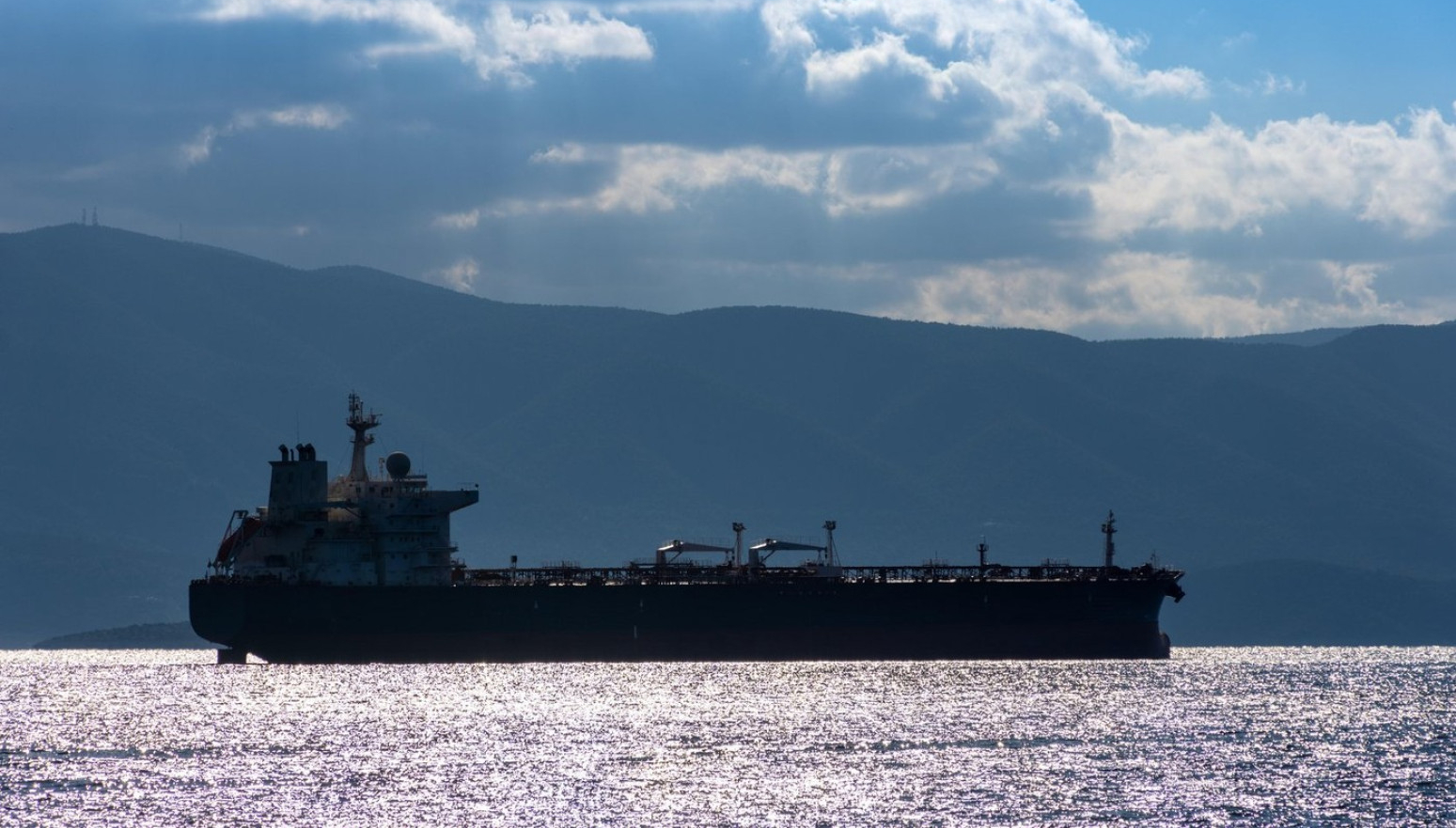 Ruska opaka taktika: Približava se NATO obali... FOTO