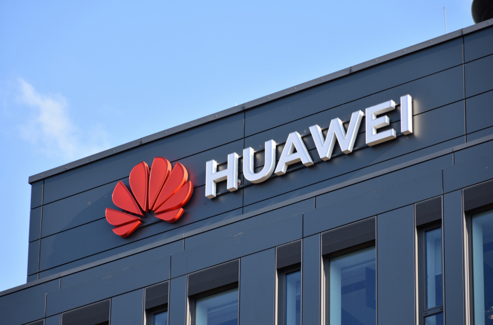 Novi kineski hit jezdi na leđima Huaweija