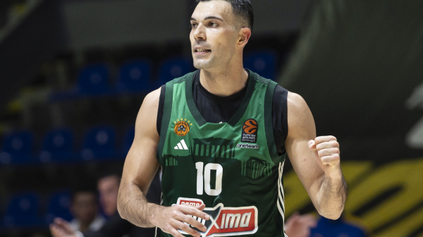 Niko kao Kostas Slukas