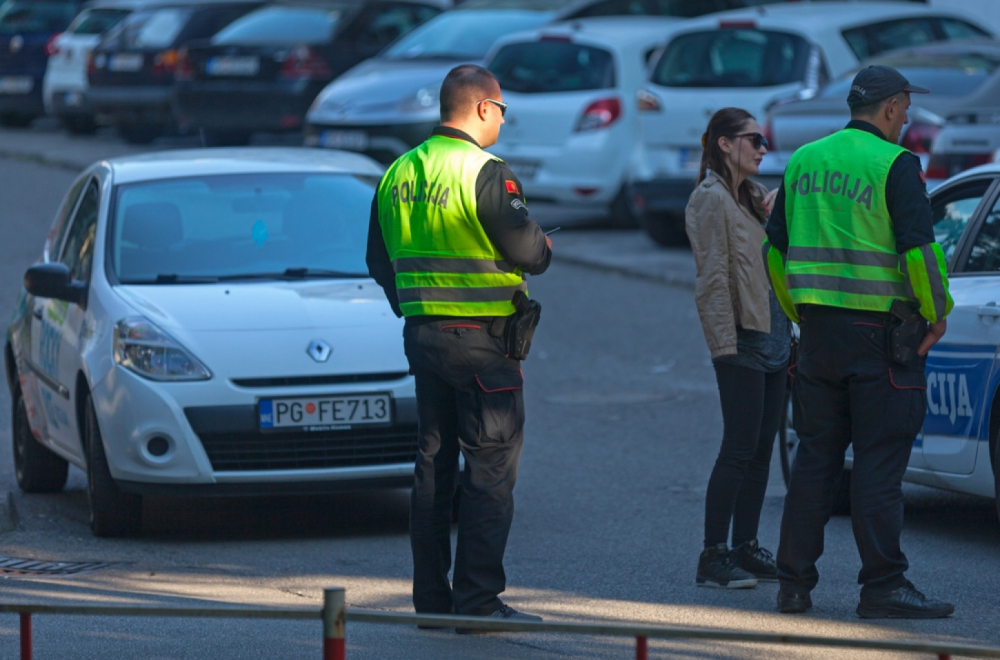 Užas u Podgorici: Ubijena žena u dvorištu kuće, suprug u bekstvu