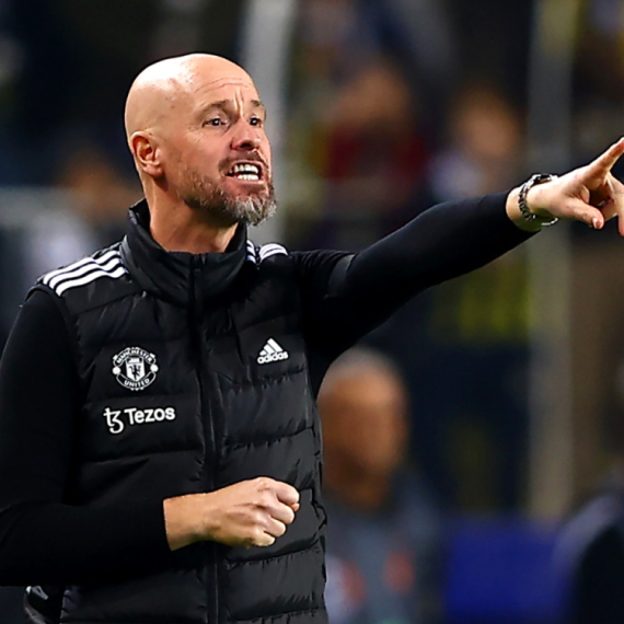 Ten Hag koštao Bajer 100.000 evra dnevno