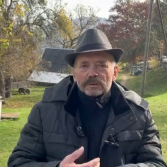"Verujte mi, krvi je bilo do plafona"; Potresna ispovest Velibora kome su mučki ubijeni brat i sestra