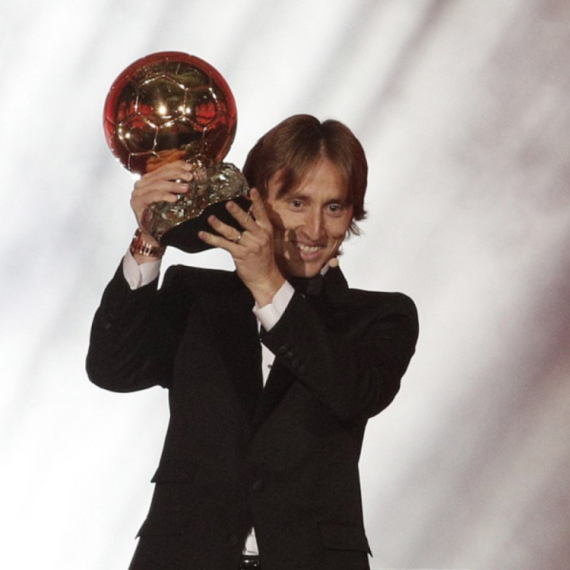 "Zlatna lopta" se obrukala – Modrić odgovorio i postao hit na mrežama FOTO
