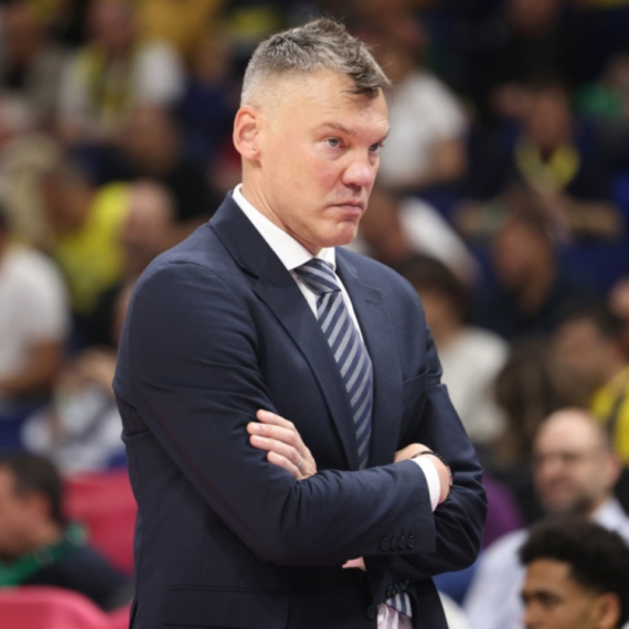 Šaras produžio ugovor sa Fenerbahčeom