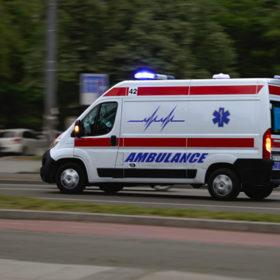 Neprospavana noć u kragujevačkoj Hitnoj pomoći: Ambulante pune pacijenata
