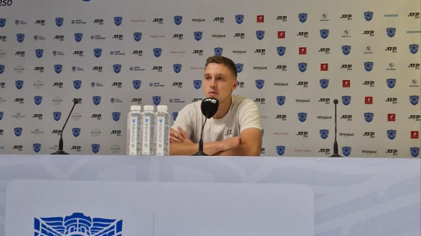 Međedović: "Samo vidim jato ljudi se skupi – čast mi je što me Novak podržava" VIDEO