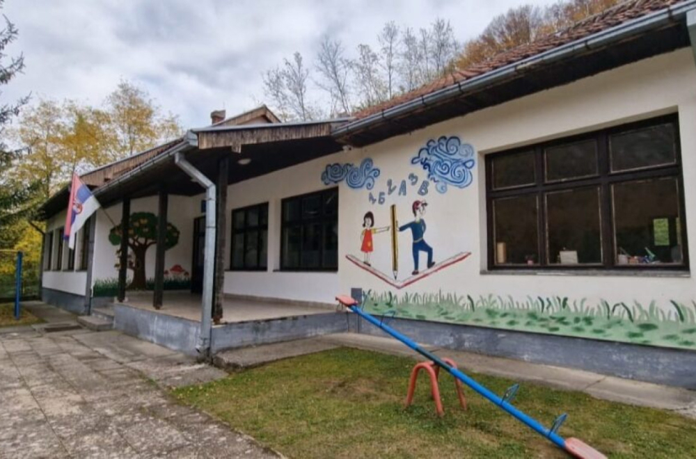 Obustavlja se nastava u nekim školama u Srbiji; Razlog je strah od ubice