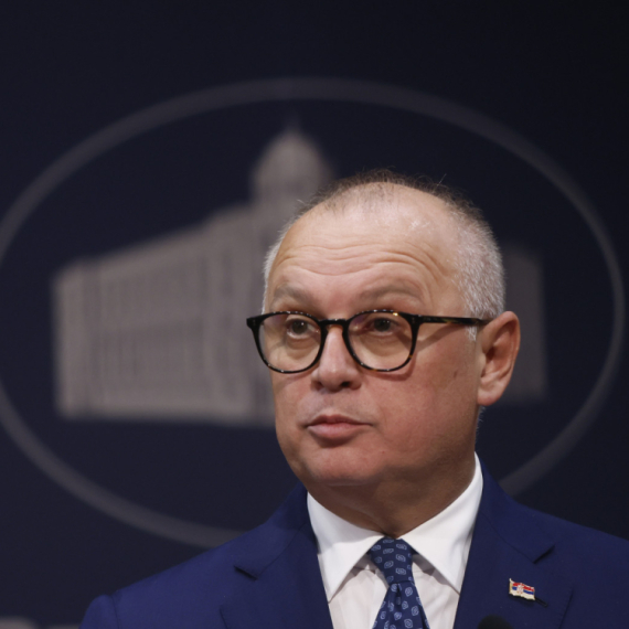 Potvrđeno: Vesić u teškom stanju VIDEO