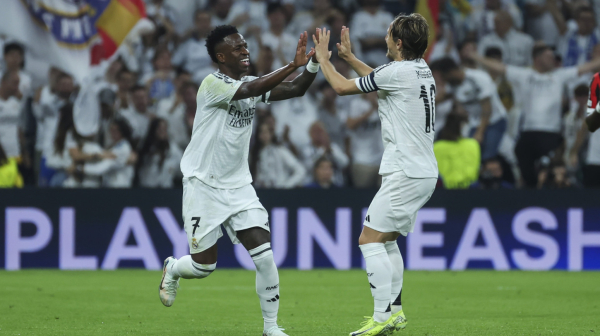 Haos u Madridu: Modrić i Vinisijus postrojili svlačionicu!