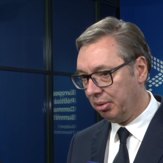 Vučić: Ljudi dostojanstveno prihvatili tragediju, ali ne i političari; Očekujem krivičnu odgovornost