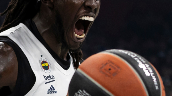 Hapoel preti tužbom zbog Motlija: "I dalje je naš igrač"