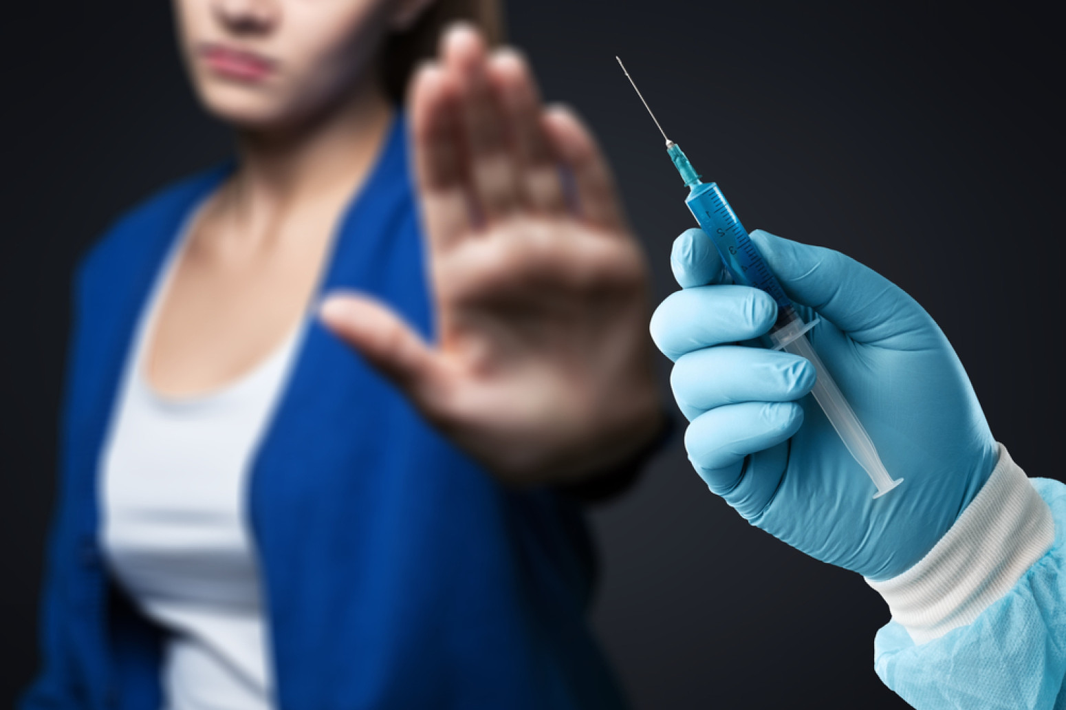 Posle dve smrti i najveće epidemije do sada: Stručnjaci traže da se vakcinišu svi petnaestogodišnjaci