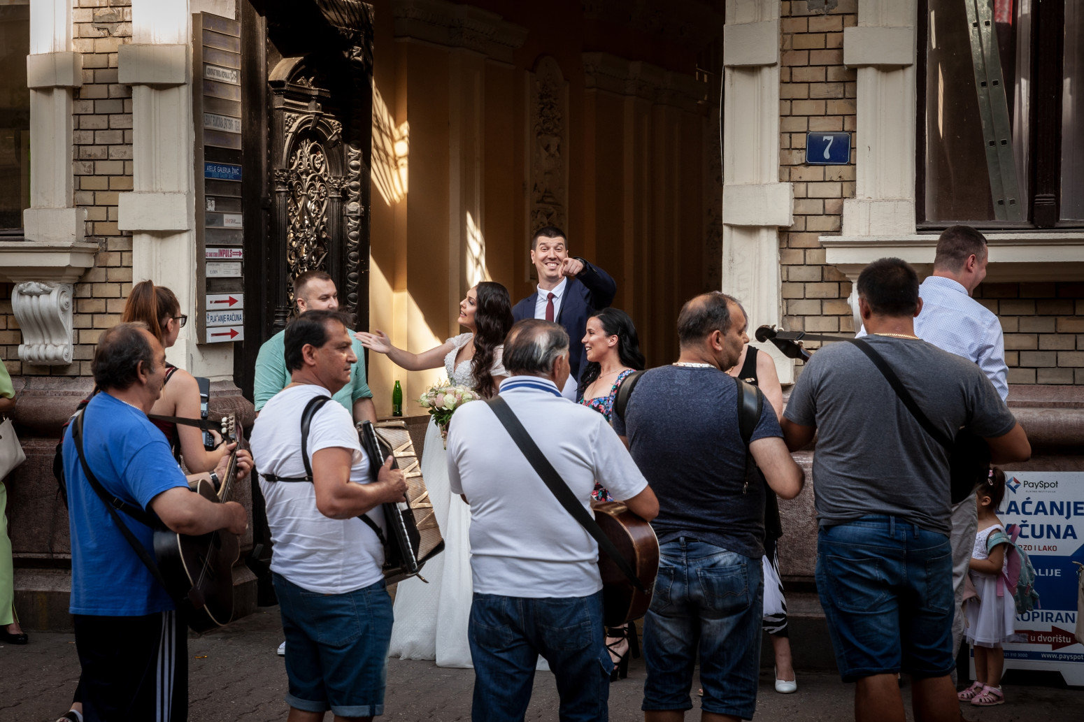 Svadbeni jelovnik iz Jugoslavije oduševio mreže: Al