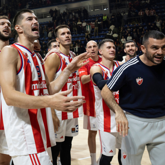 Sferopulos presekao – i "precrtao" dvojicu