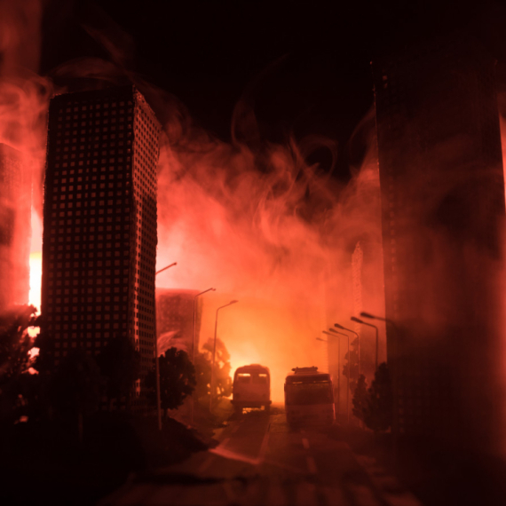 A terrible rocket attack is happening right now: Bombers strike PHOTO/VIDEO