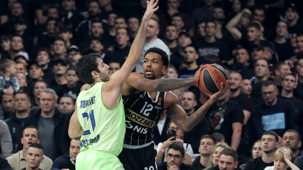 Partizan nadoknadio -23, pa pao pred Barsom; Obradović: "Ja sam prvi odgovoran"
