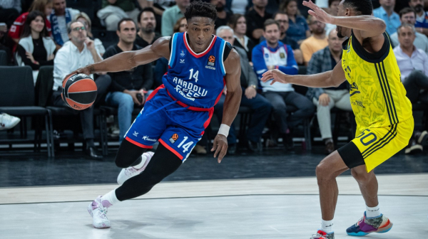Bivši NBA košarkaš napušta Efes?