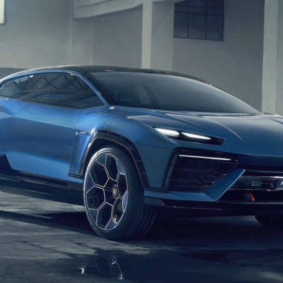 Lamborghini odustao od električnog modela! Kupci ne žele "bika"bez V8 i V12 motora