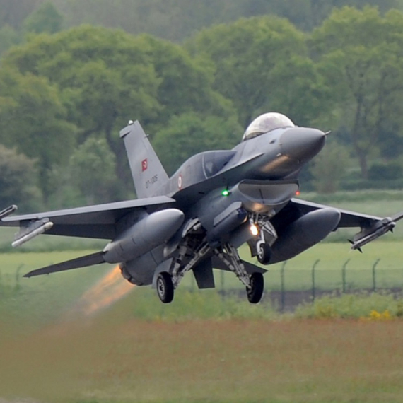 "Grmi": Turska digla borbene avione VIDEO