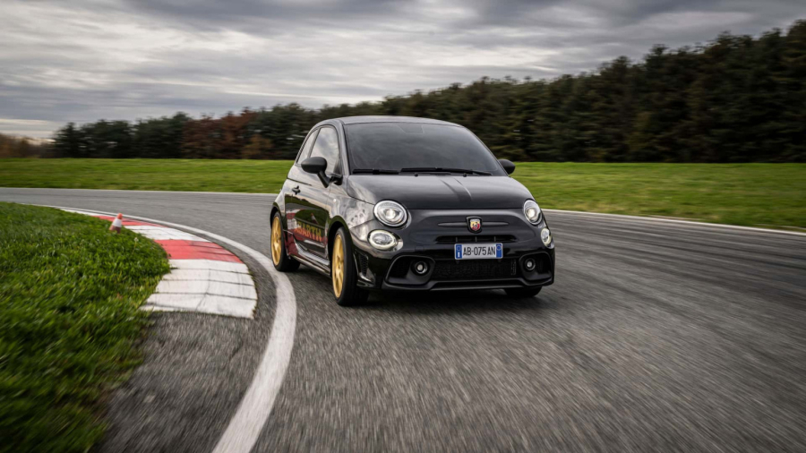 Abarth: Ubiše nam benzince!