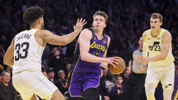 Senzacionalni "ruki" Lejkersa novi rekorder NBA VIDEO