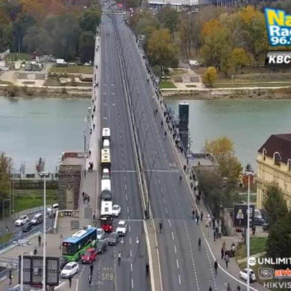 The opposition harasses citizens; Branko's Bridge blocked, Savo Manojlovic was detained