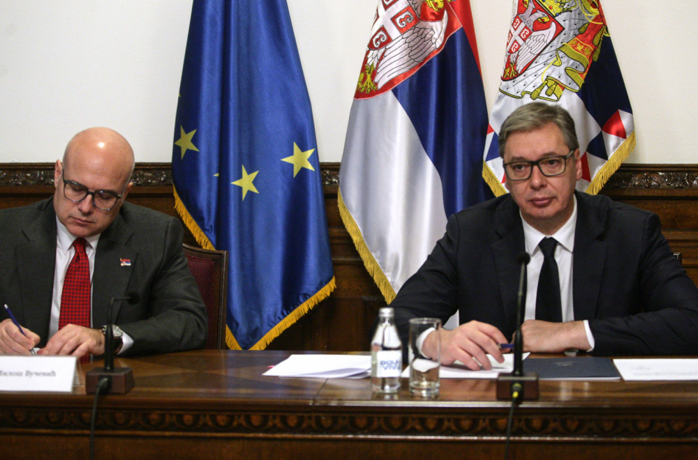 Hitno se oglasio Vučić: "Daćemo sve od sebe"; Održana sednica Saveta za nacionalnu bezbednost FOTO/VIDEO