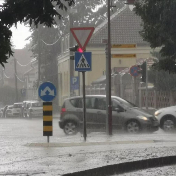 Oluja ide ka Srbiji – tokom noći velika promena MAPA/FOTO
