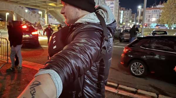 Poljak istetovirao "Branka Lazića" i došao na derbi VIDEO